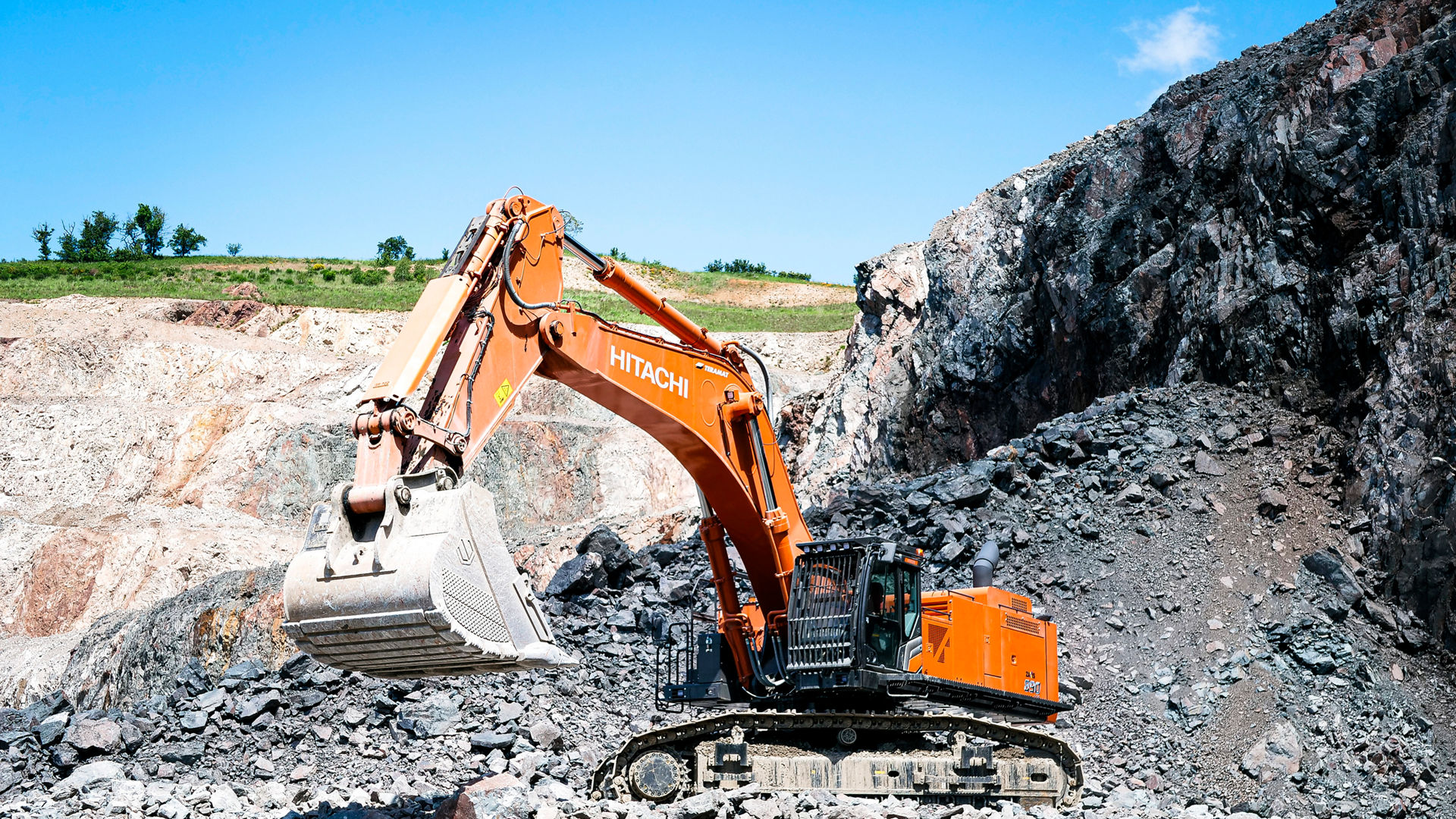 Hitachi ZX890LCR-7 large